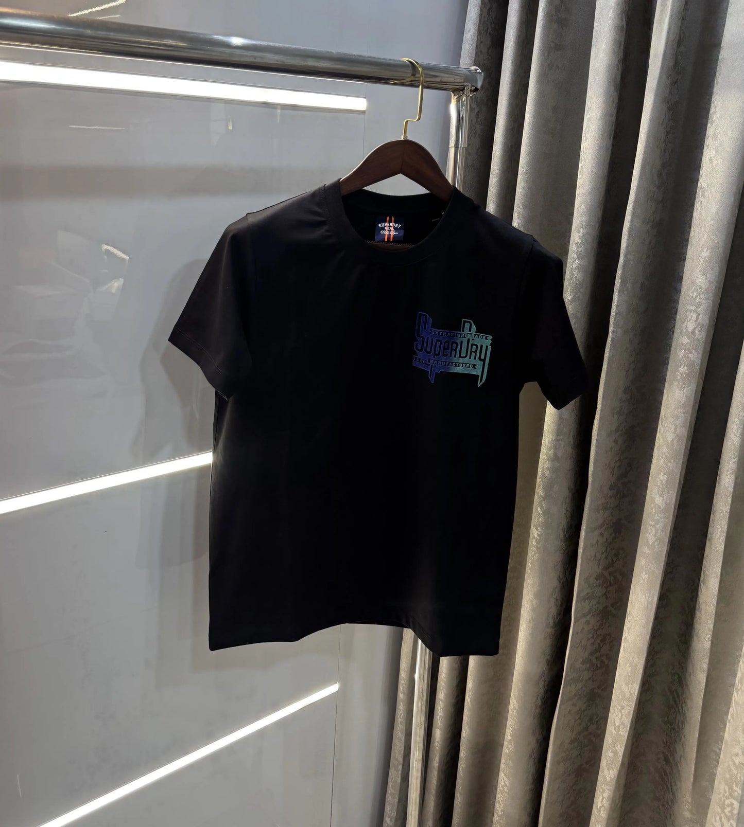 Superdr y Black Premium Classic T-Shirt