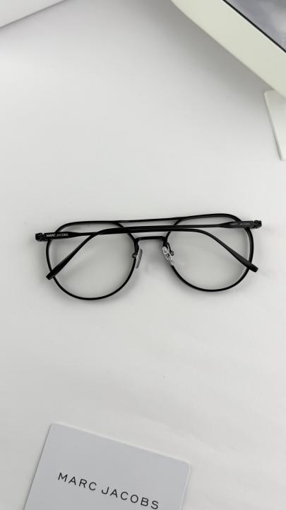 MARC JACOBS BLACK PLANO 9025