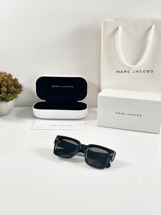 Marc Jacobs 1126 Black