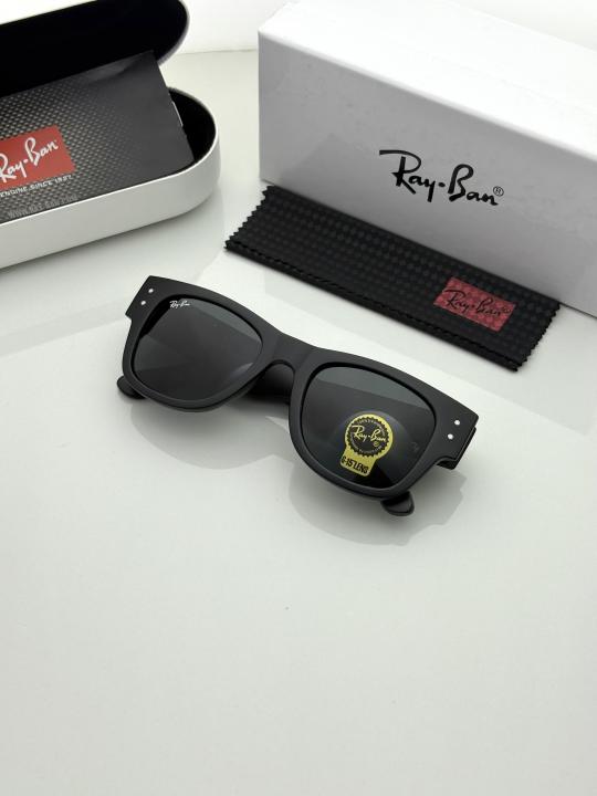 Raybann 0840 mate black mega wayfarer