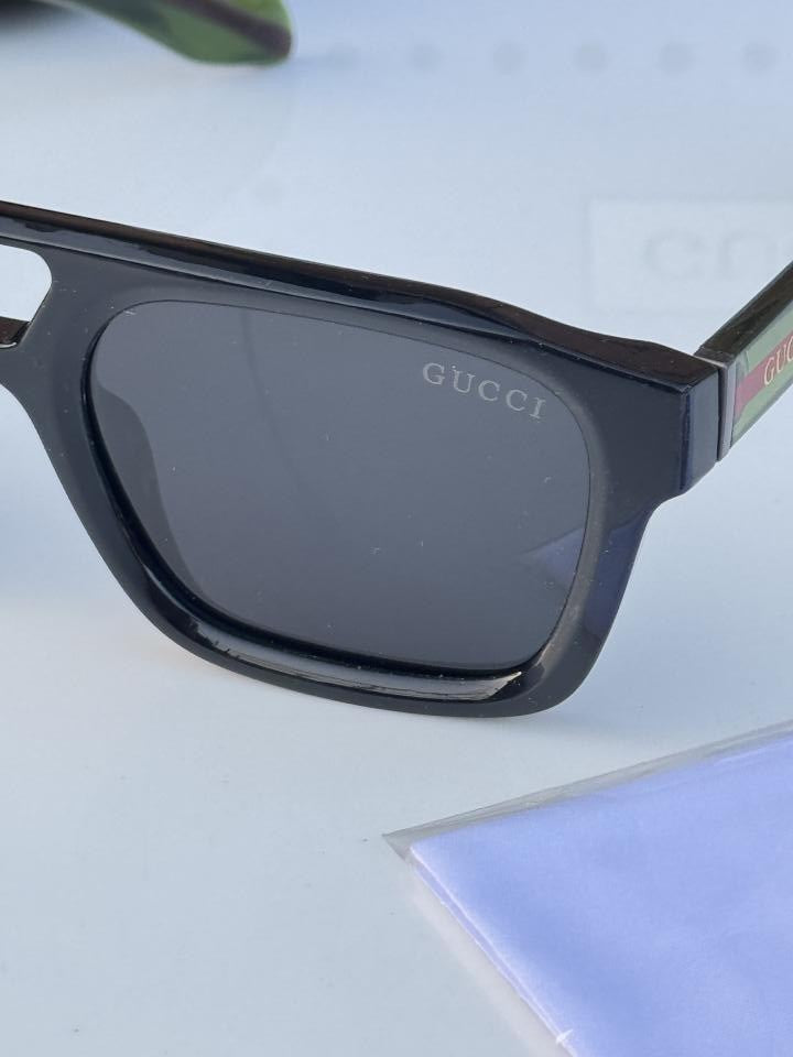 Gucci_4951_black_green