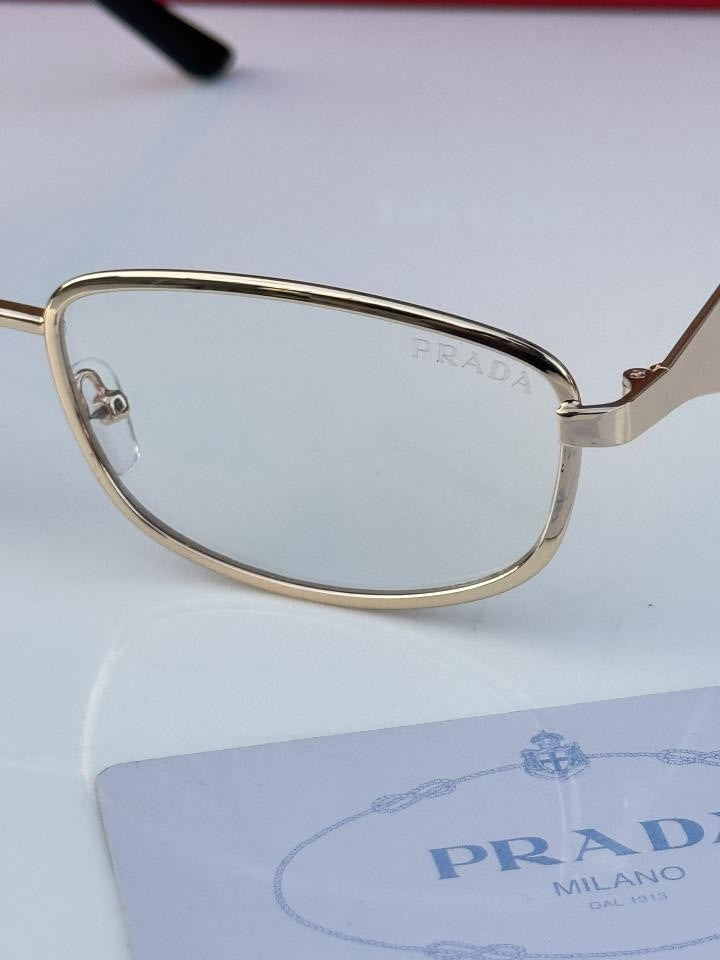prada25072_goldplano