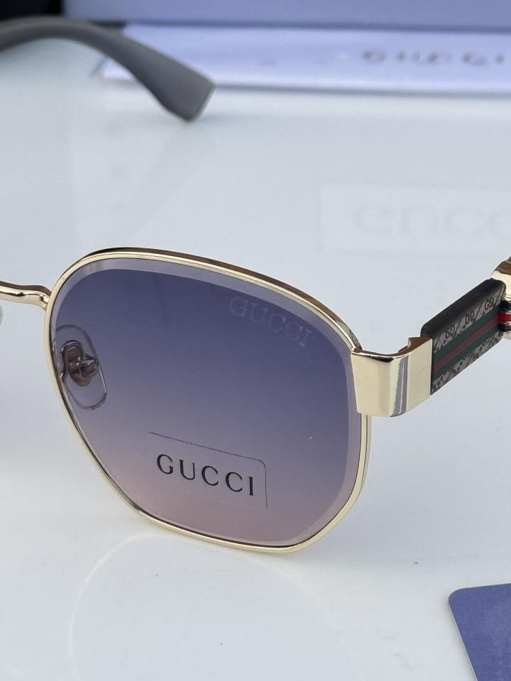 Gucci24042_gold_sea_blue