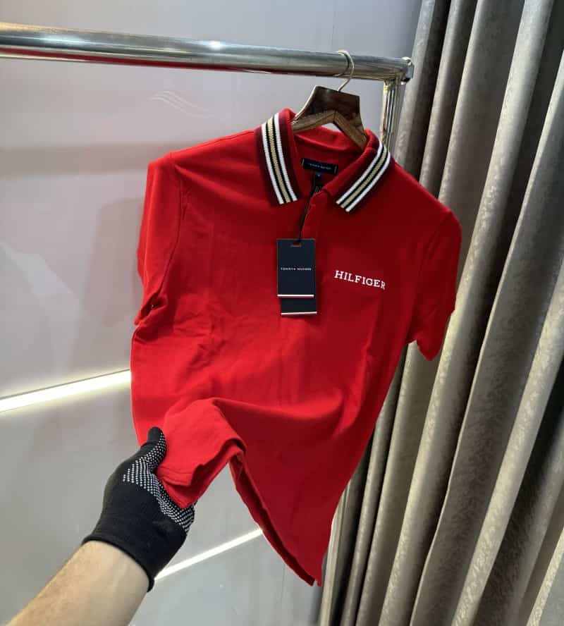 Tomm y Hilfiger Red Collar Look Premium Polo T-Shirt