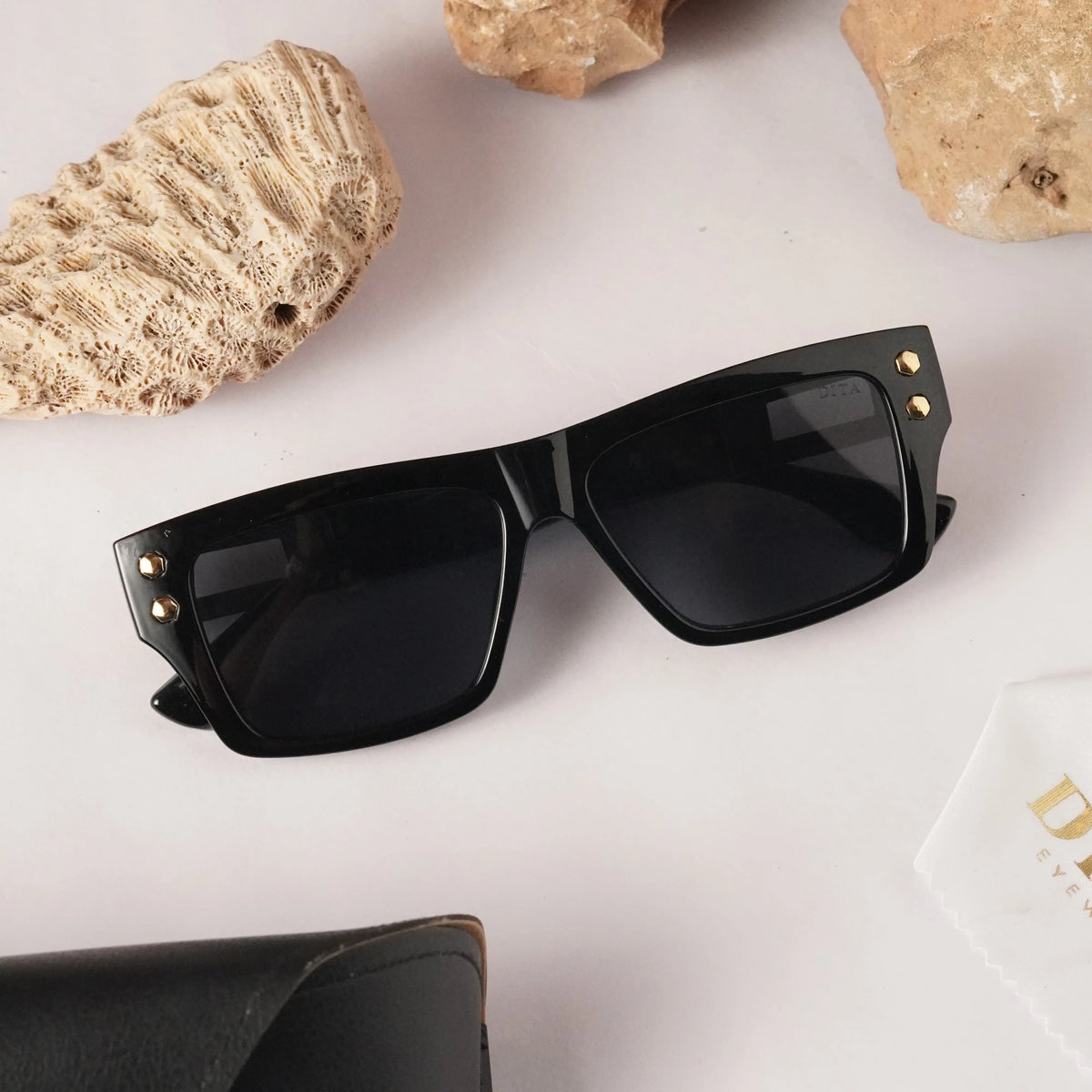 Dita 1001 gold black 