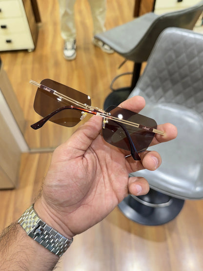 silhouette_0020_gold_brown