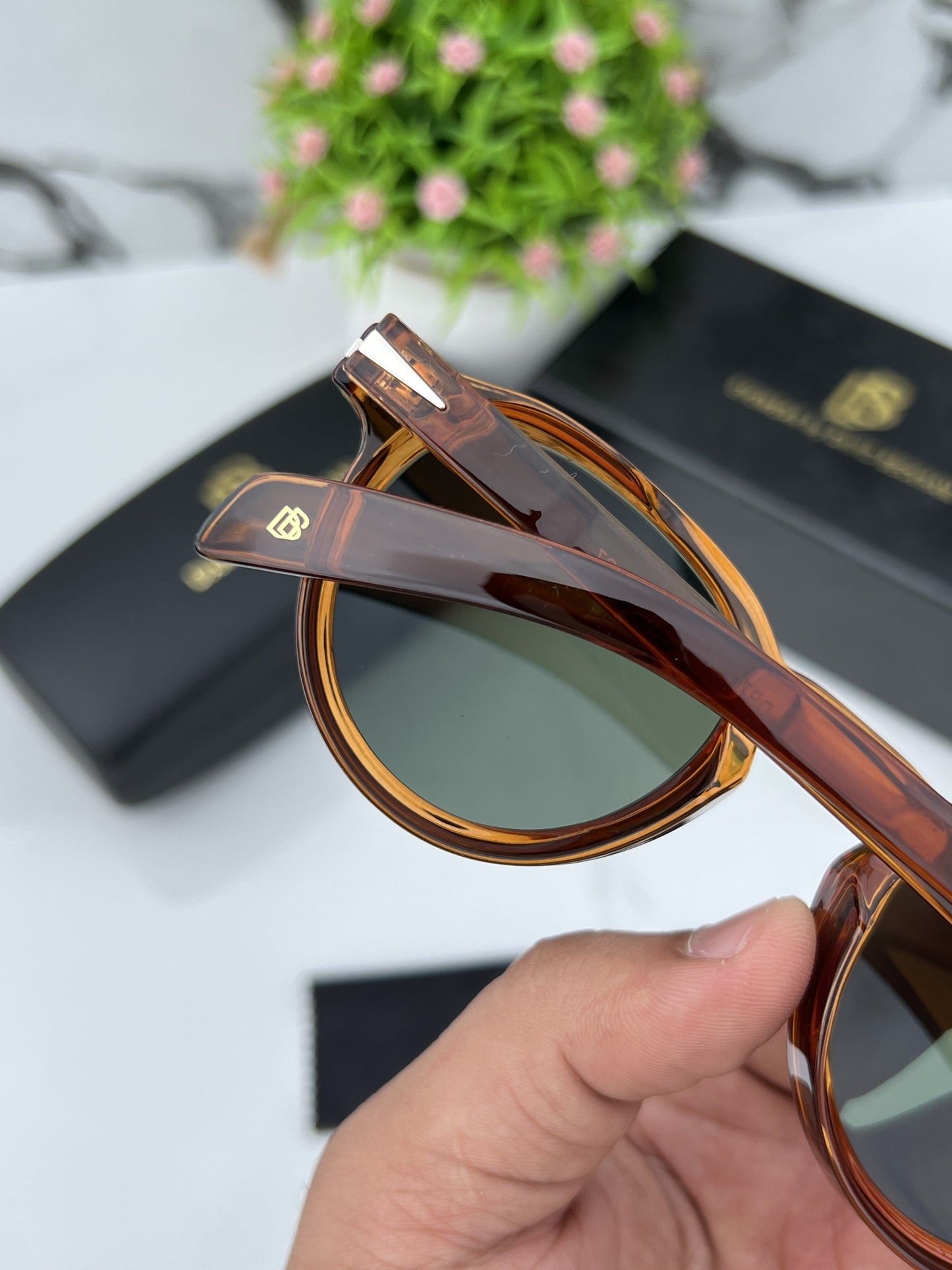 Daviid Beckhamm Round Brown/Green
