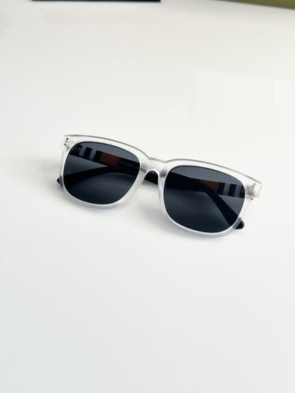 Burbe.rry Exclusive Stylish Sunglass For Unisex Ice/Black