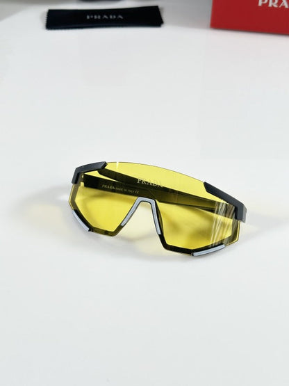 Prada_3053_Black_Yellow