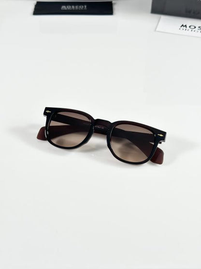 Moscott 120 Brown
