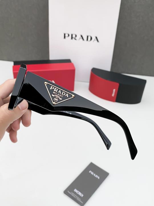 Prada_Black_132