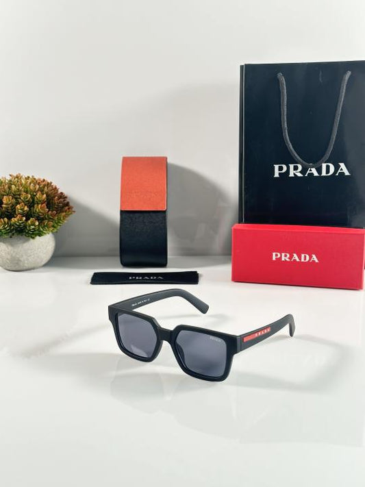 Prada_Mate_Black