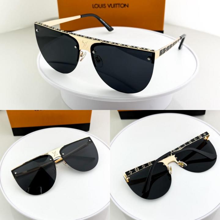 Louis_vuitton_gold_black_10259