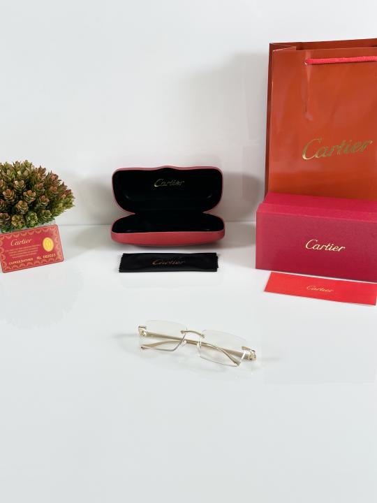 Cartier_1027_Gold_Day_Night_Colour_Changing_Glass