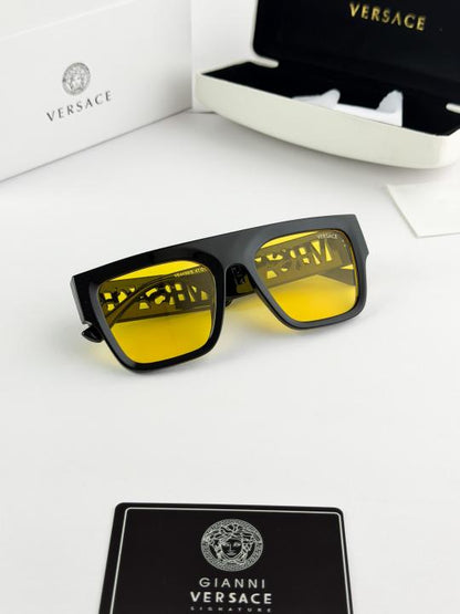 Versace yellow 4430