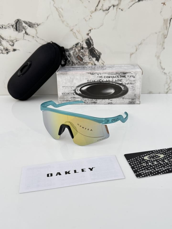 Oakley_4929_blue_brown