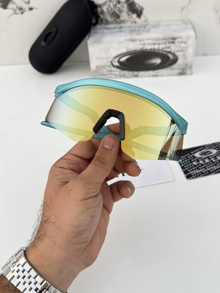 Oakley_4929_blue_brown