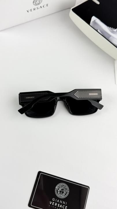 VERSACE BLACK