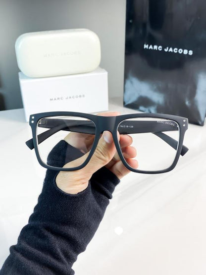 Marc Jacobs black plano 6000