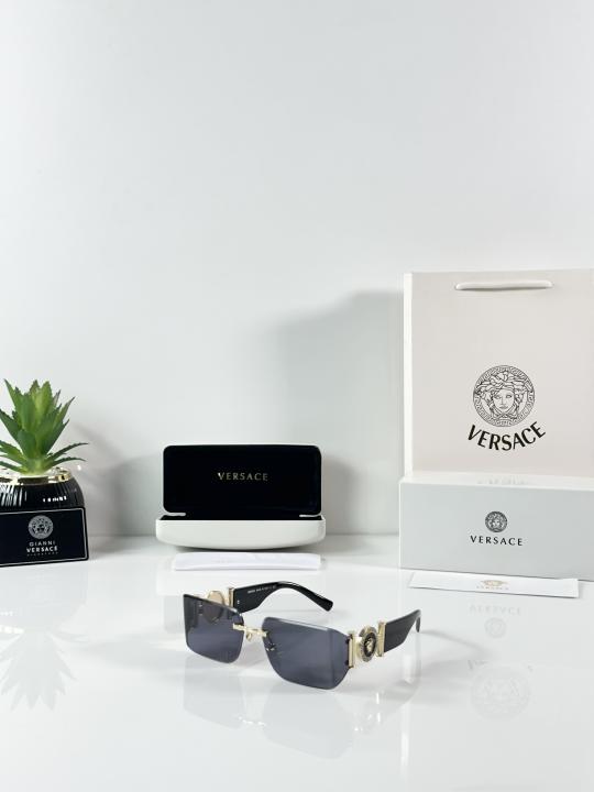 Versace 6772 Gold Black