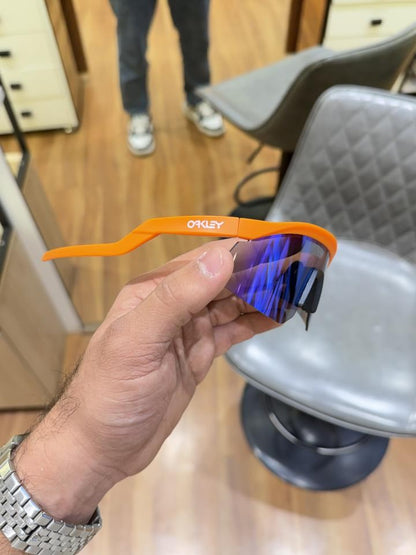 Oakley_hydra_4929_orange_blue