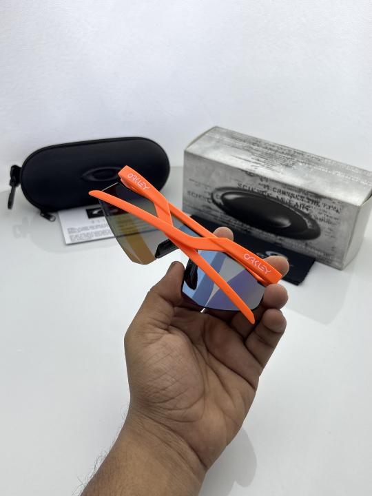 Oakle.y 4929 orange blue mercury