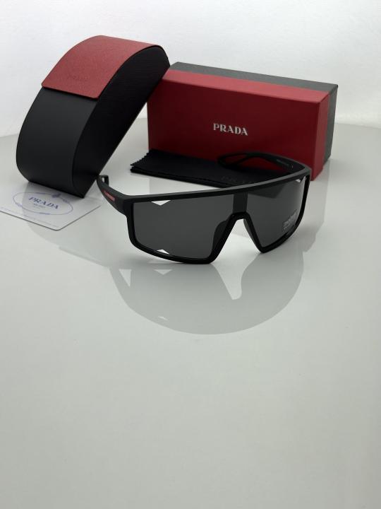 Prad.a 6663 black