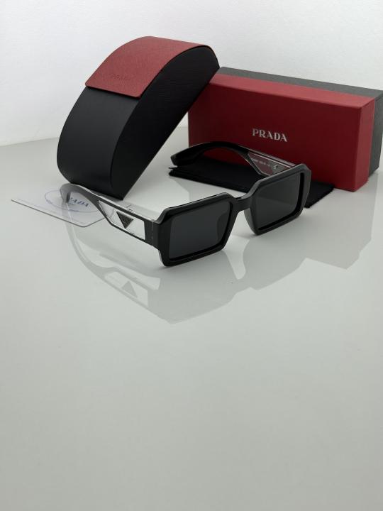 Prad.a 89 black