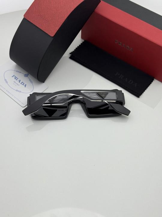 Prad.a 89 black