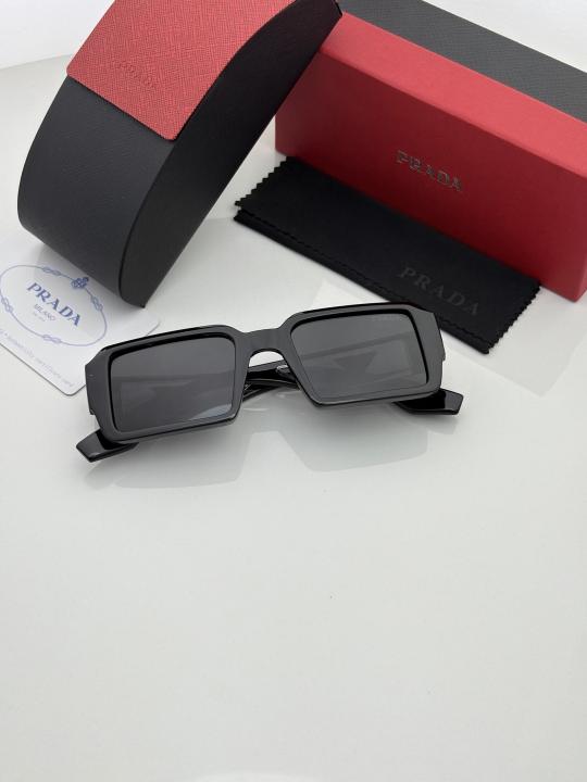 Prad.a 89 black