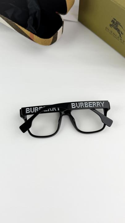 Burberr_y black plano in