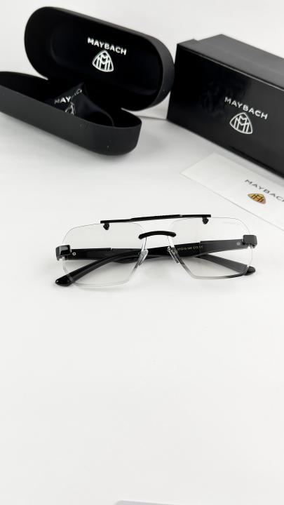 Maybach black plano 1023