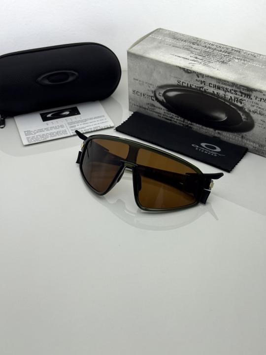 Oakle.y 9404 green brown
