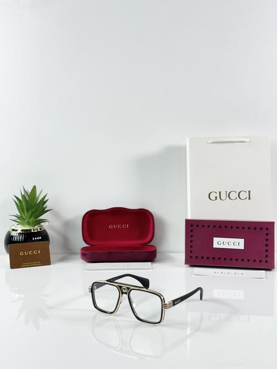 Gucci_1295_Gold_Black_Frame