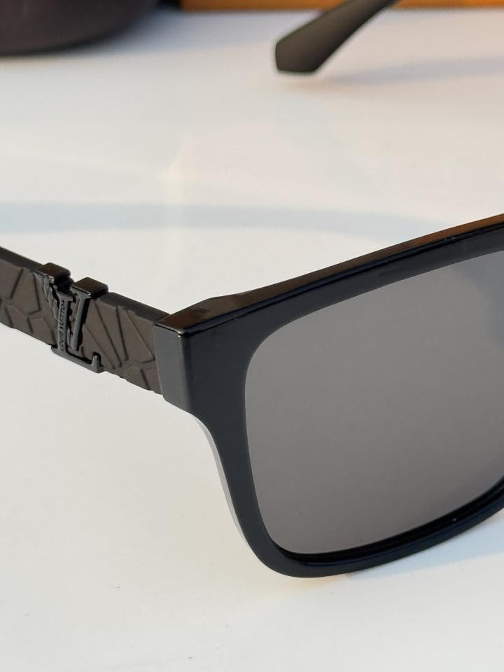 Louis_vuitton_578_matt_black