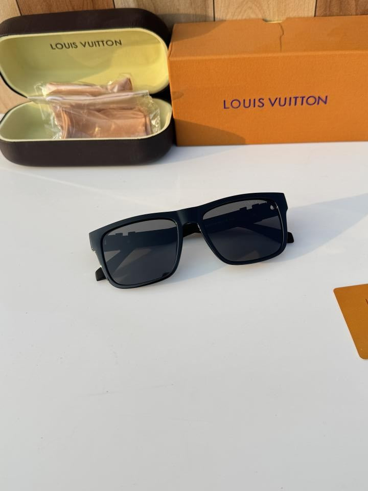 Louis_vuitton_578_matt_black