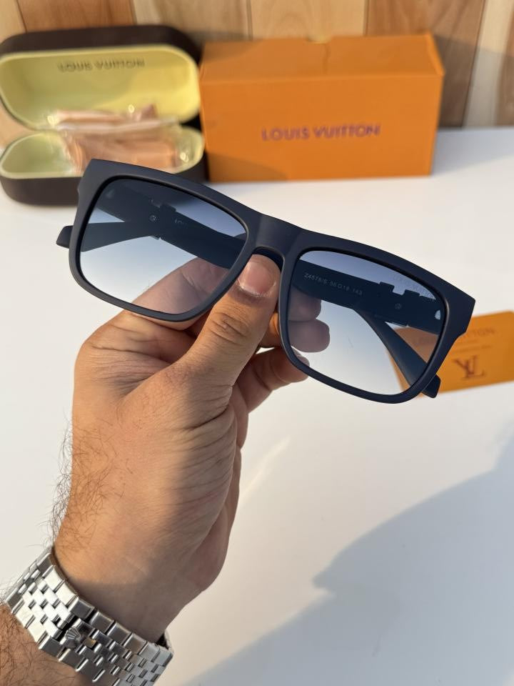 Louis_vuitton_578_matt_blue