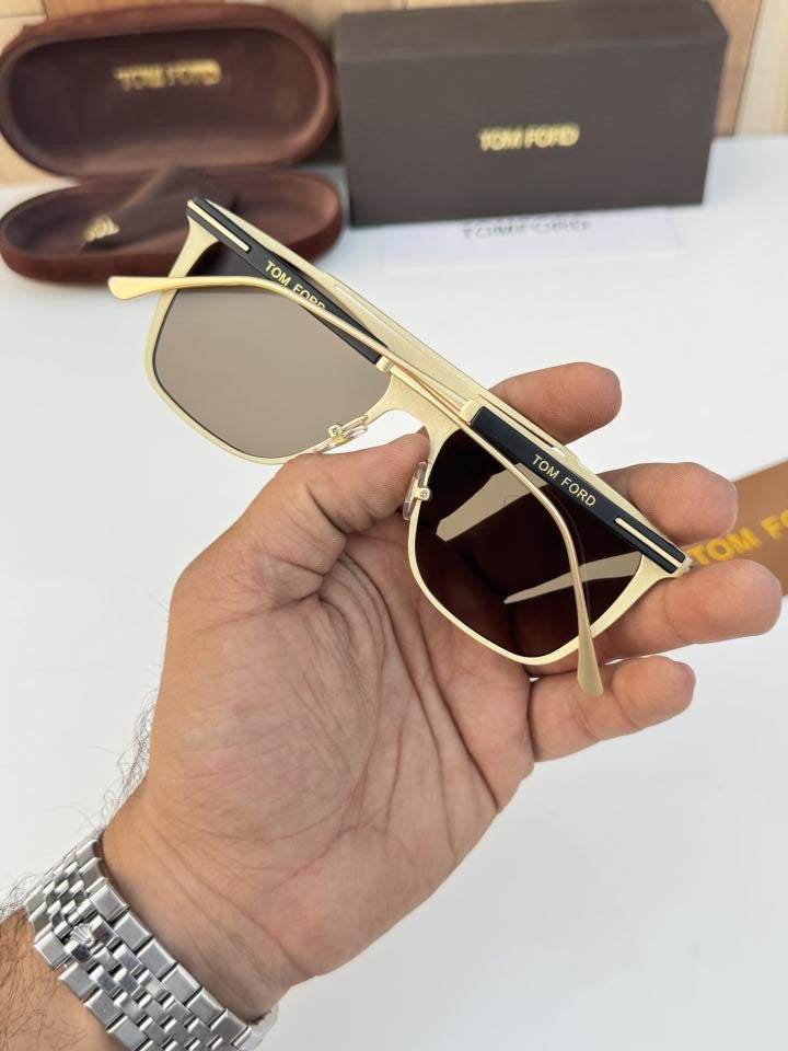Tomford_26003_gold_brown