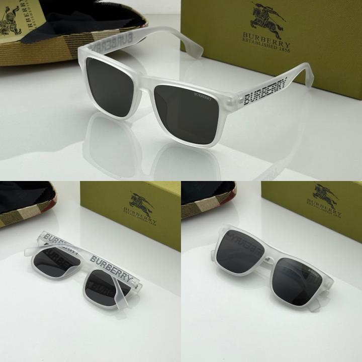 Burberr.y 4358 water black