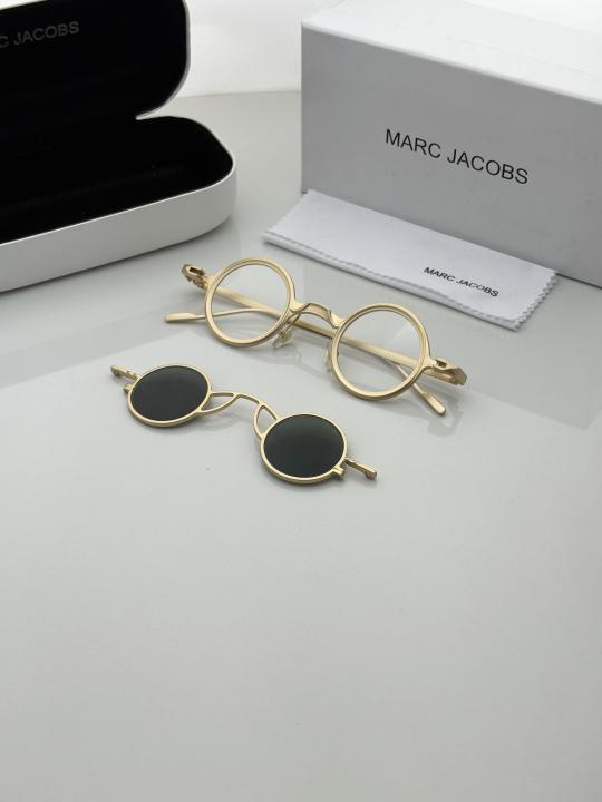 Marc.jacobs 58118 attachment