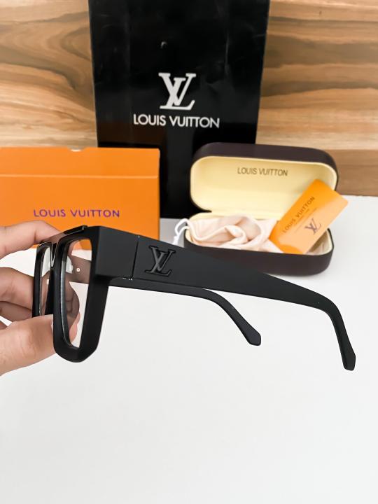 Louis_vuitton_black_plano_1502