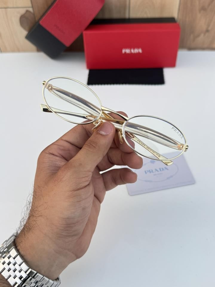 Prada_25002_gold_plano
