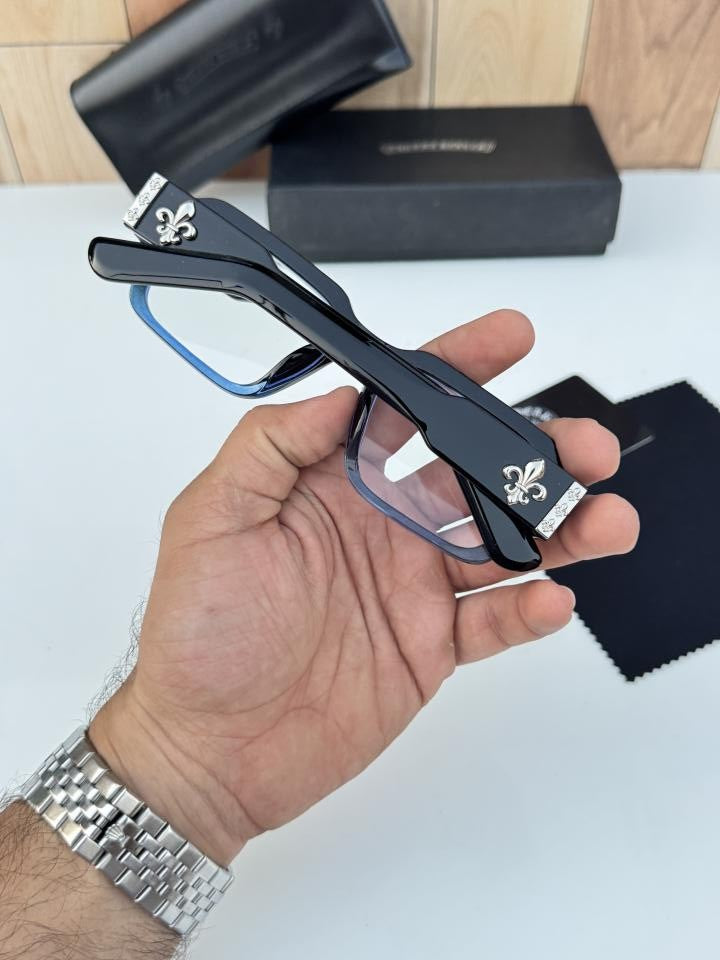 Chrome_heart_1182_black_blue_plano