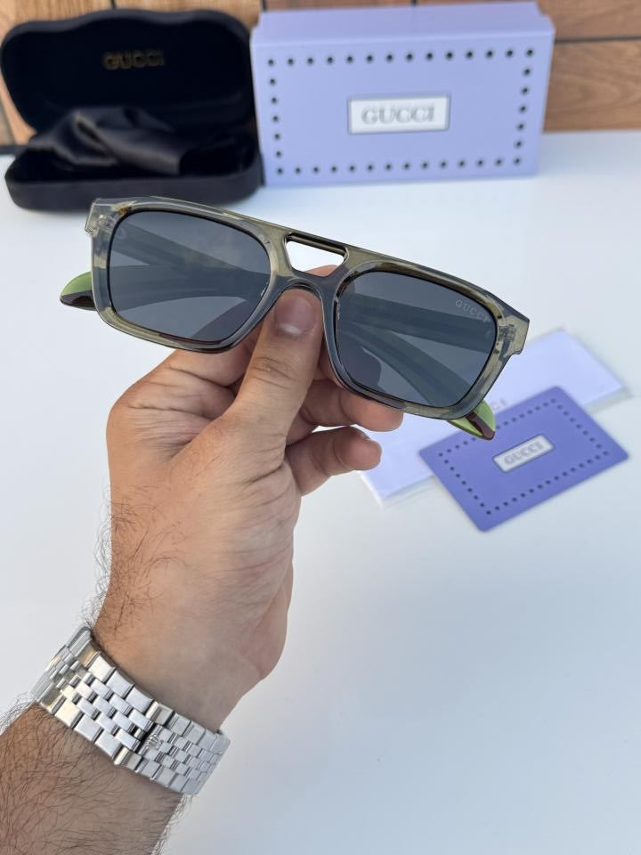 Guccii_4951_olive_black