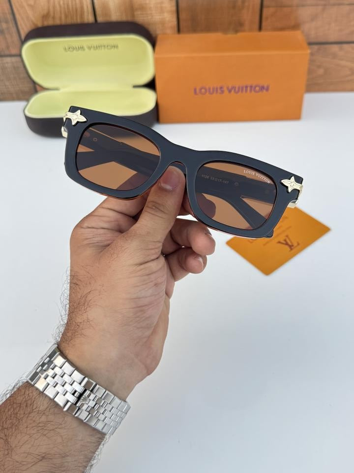 Louis_vuitton_1126_brown_gold