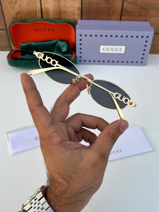 Gucci_32827_gold_black