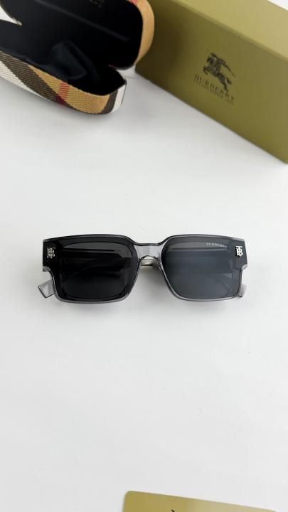 Burberry_grey_black_98411