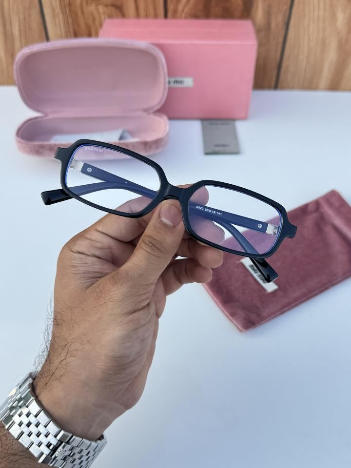 Miu miu 5520 black gold plano