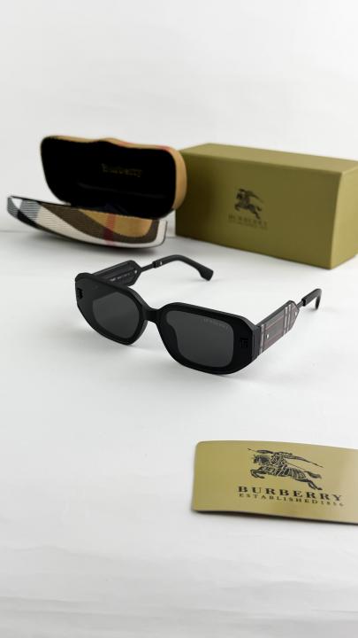 Burber_ry_black_98410