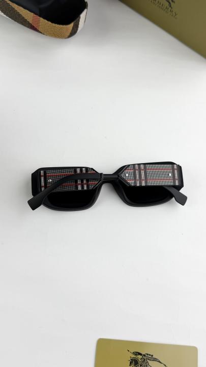 Burber_ry_black_98410